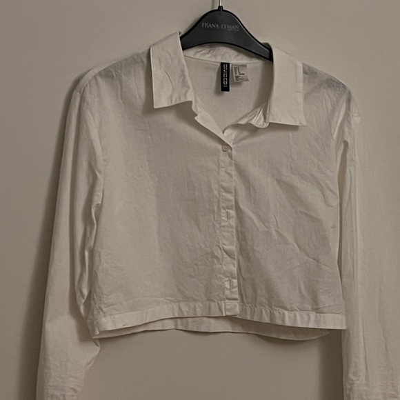H&M Cropped Button Up - Picture 1 of 4